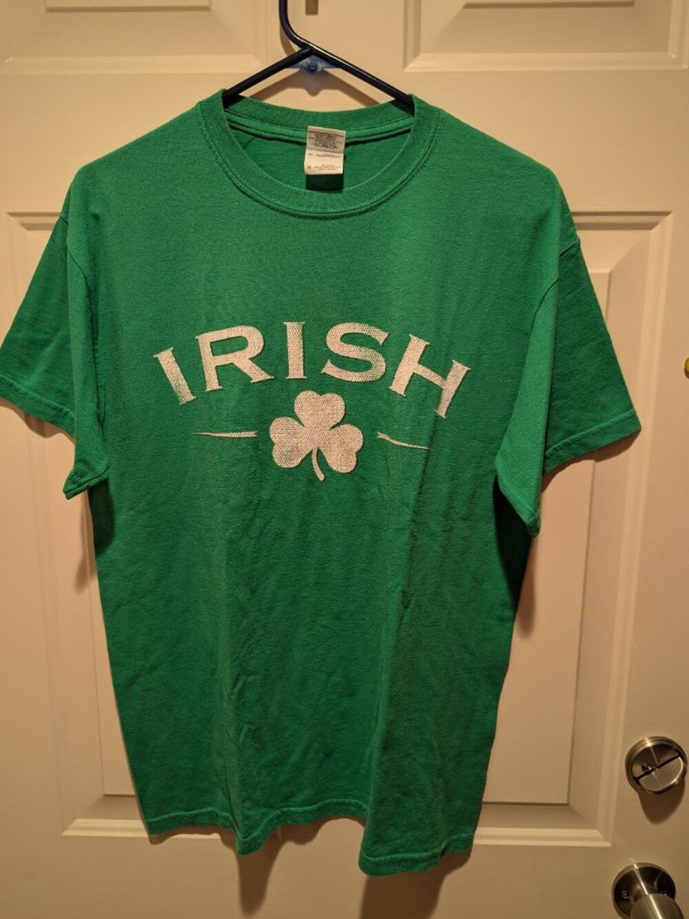 IRISH T Shirt by Gildan, Size Medium